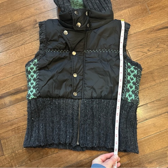 Free people size small wool and sweater puffer vest fair isle detail - Picture 14 of 14